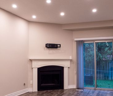 For Lease - 525 Meadows Boulevard Unit# 5, Mississauga, Ontario - Photo 1