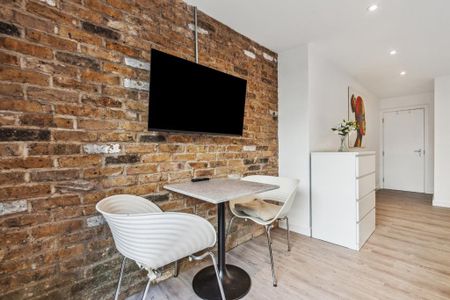 Studio to rent - Photo 2