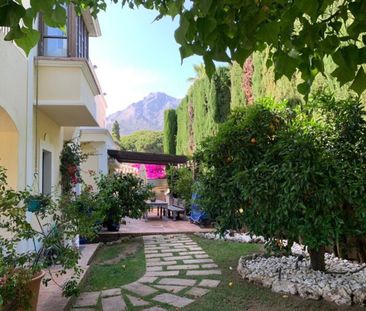 Luxury 5 bedroom Detached House for rent in Sierra Blanca, Marbella... - Photo 5