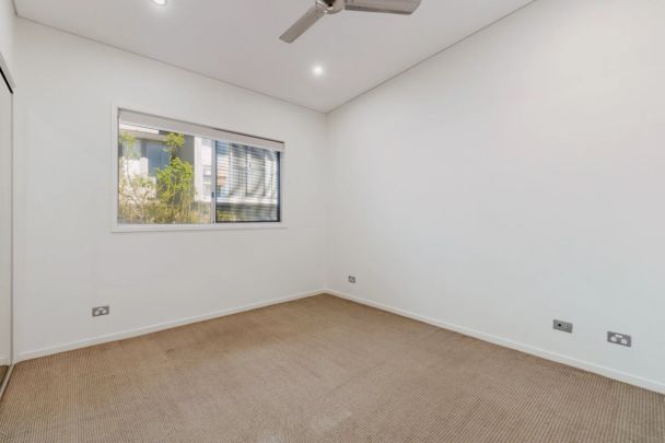 2Bedrooms, 2Bathrooms - Photo 1