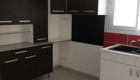 Appartement 4 pièces 80m2 REIMS 940 euros - Photo 4