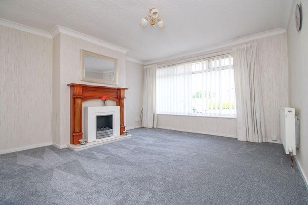 2 bedroom bungalow to rent - Photo 1