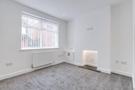 3 bedroom end of terrace house to rent - Photo 5