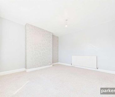 Berkeley Avenue, Reading, Berkshire, RG1 - Photo 2