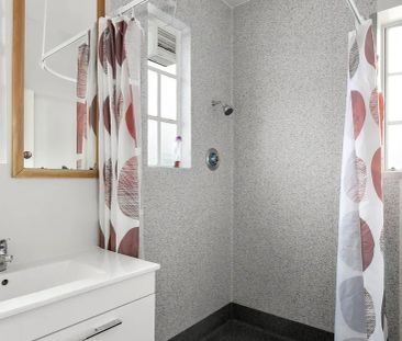 Rooms Available Now! - Photo 1