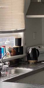 Family home, Great location - Photo 3