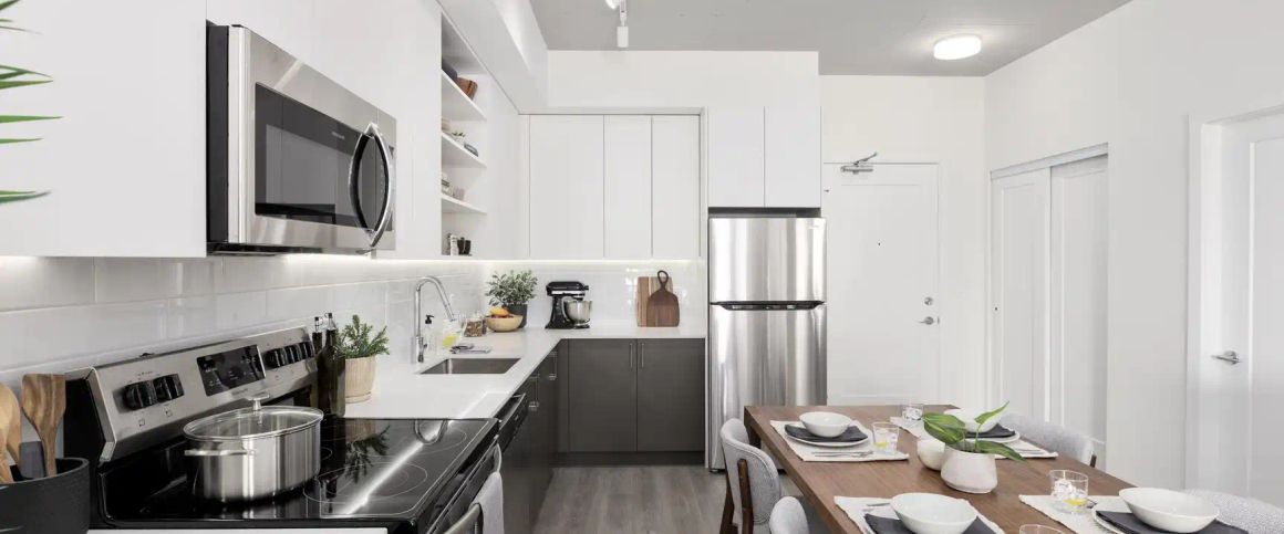 Maple View Heights Apartments — 2 Bed + Den - Photo 1