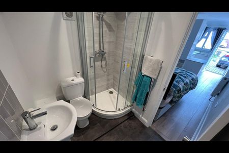 Studio Flat, Baring Road, SE12 - Photo 5