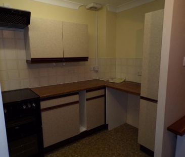 2 bedroom terraced house to rent - Photo 6