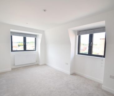 Francis Court, Chiltern Avenue, Amersham,HP6 - Photo 4