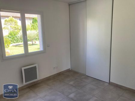 Location Maison 4 pièces 94m² CLERMONT L HERAULT 34800 - Photo 3