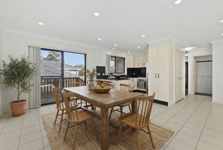 Forget the Road Noise: A Quiet 3-Bedroom Retreat Tucked Away from the Street - Photo 2