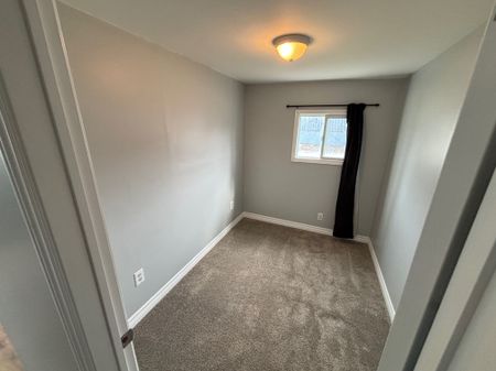 For Lease - 397 Mosley Street, Wasaga Beach, Ontario - Photo 3