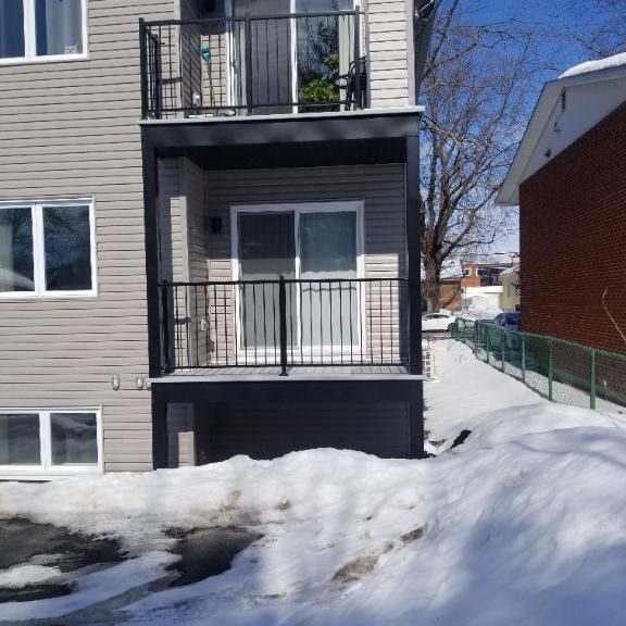 GRAND 3 ½ NEUF À LOUER – DISPONIBLE 1ER JUILLET - Photo 1