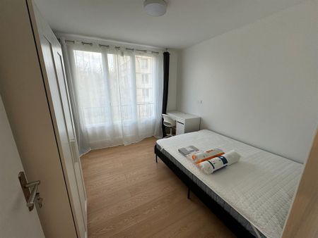 Location Appartement 4 pièces 68m² IVRY SUR SEINE 94200 - Photo 2