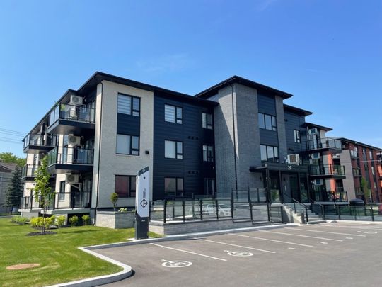 20 Boul. Ste-Anne, app.304, J5N 3M8, Sainte-Anne-Des-Plaines - Photo 1