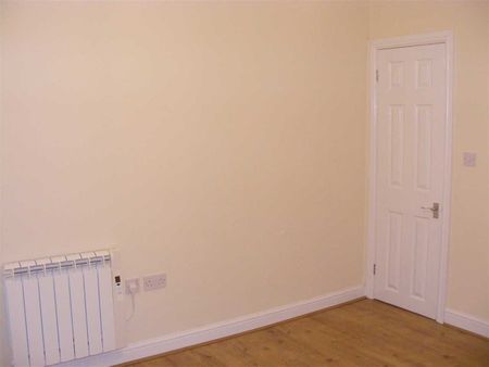 Flat A 143, Newark Road, Lincoln, Lincolnsire, LN5 8NQ, - Photo 5