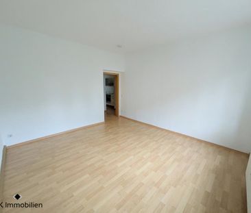 ++ frisch renovierte, gemütliche 3-Raum Wohnung - mit Einbauküche, ... - Photo 1