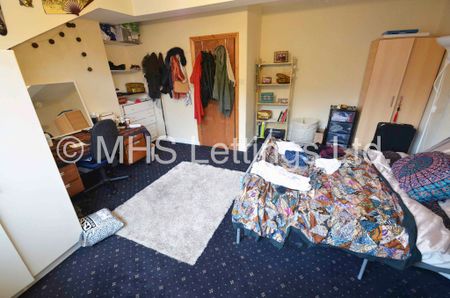 6 Bedroom Mid Terraced House for rent in Ebor Place - Photo 3