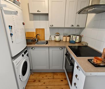 Jubilee Terrace, Stony Stratford, Milton Keynes, MK11 - Photo 1