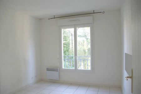 Location Appartement 3 pièces 70m² MOUGINS 06250 - Photo 3