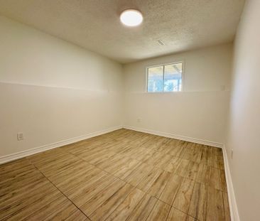 For Lease - 1448 Outlet Drive Unit# 2, Oshawa, Ontario - Photo 4