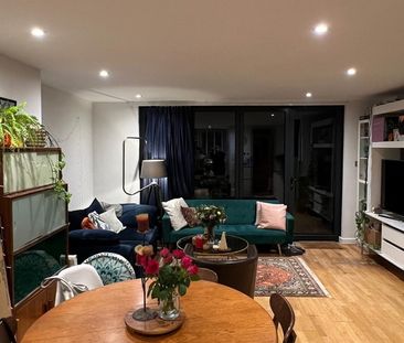 3 Bed Semi-Detached House, Searles Close, SW11 - Photo 5