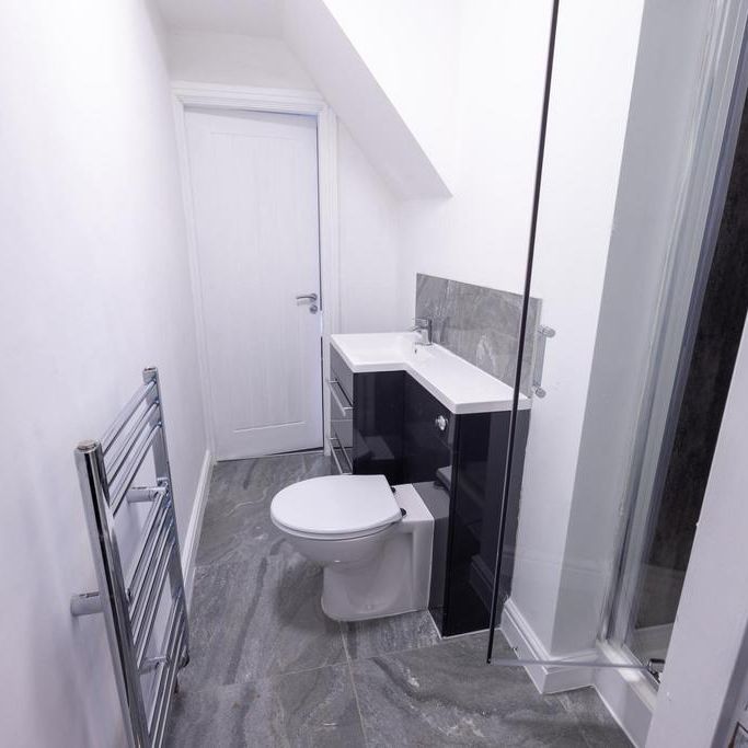 4 bedroom house to rent - Photo 1