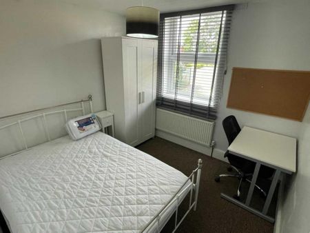 4 bedroom house to rent - Photo 4