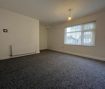 2 bedroom semi-detached house to rent - Photo 5