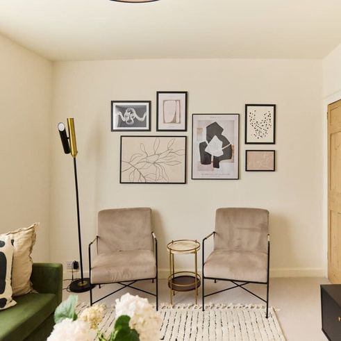 High Street - Photo 1