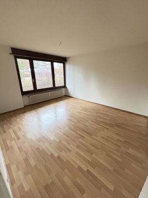 Charmante Familienwohnung im Grünen - Photo 1