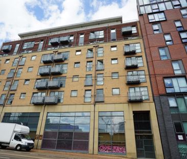 2 bedroom Flat To Let - Photo 6