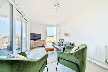 3 bedroom apartment to rent - Photo 2