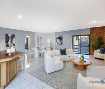 Spacious Family Living - Photo 4