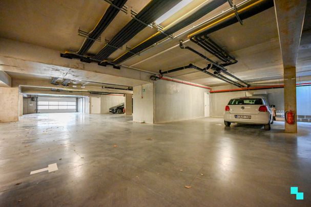 Instapklaar appartement met 2 slaapkamers, staanplaats én kelderberging - Foto 1