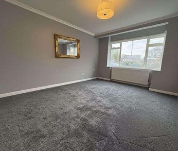 Stirling Close, Uxbridge, UB8 - Photo 4