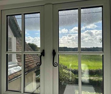 2 bedroom semi-detached house to rent - Photo 3