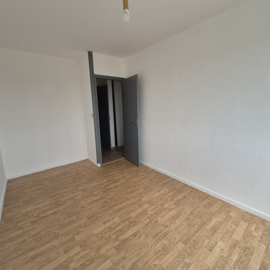 Location Appartement 75m² VALENCIENNES 59300 - Photo 1