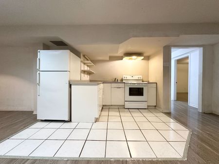 For Lease - 382 Elgin Mills Road, Richmond Hill, Ontario - Photo 3