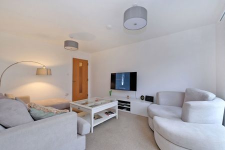 2 Bed Flat, Hammerman Drive, AB24 - Photo 4
