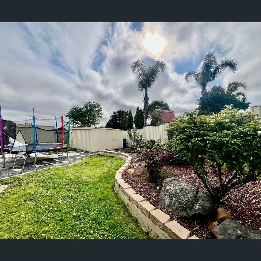 7 Anita Ct, Aberfoyle Park, SA 5159 - Photo 1