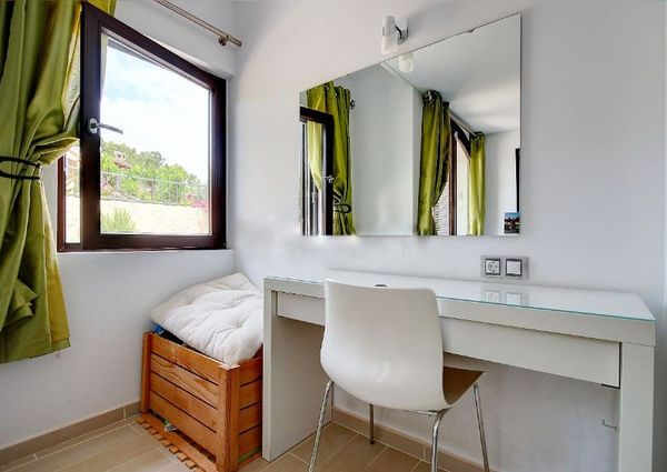 Townhouse in cas catala to rent