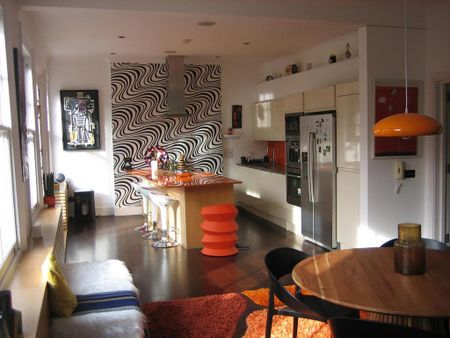 3 bedroom flat to rent - Photo 4