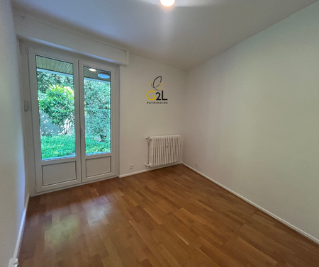 Location Appartement 5 pièces 102m² - Photo 4