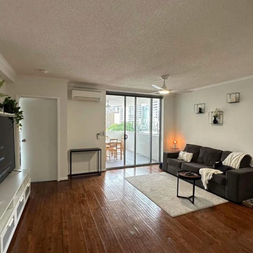 Spring Hill - Photo 1