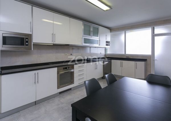 Apartamento T3 em Porto