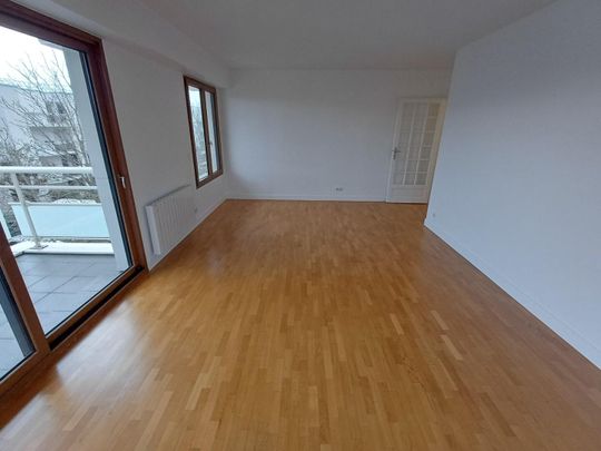 location Appartement T4 DE 90.74m² À LE CHESNAY - Photo 1