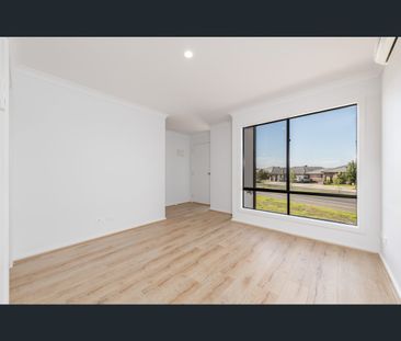 111 Highpark Drive, Wollert, Vic 3750 - Photo 6