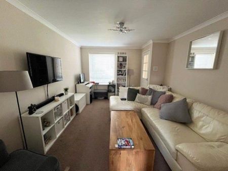 2 bedroom terraced house to rent - Photo 2